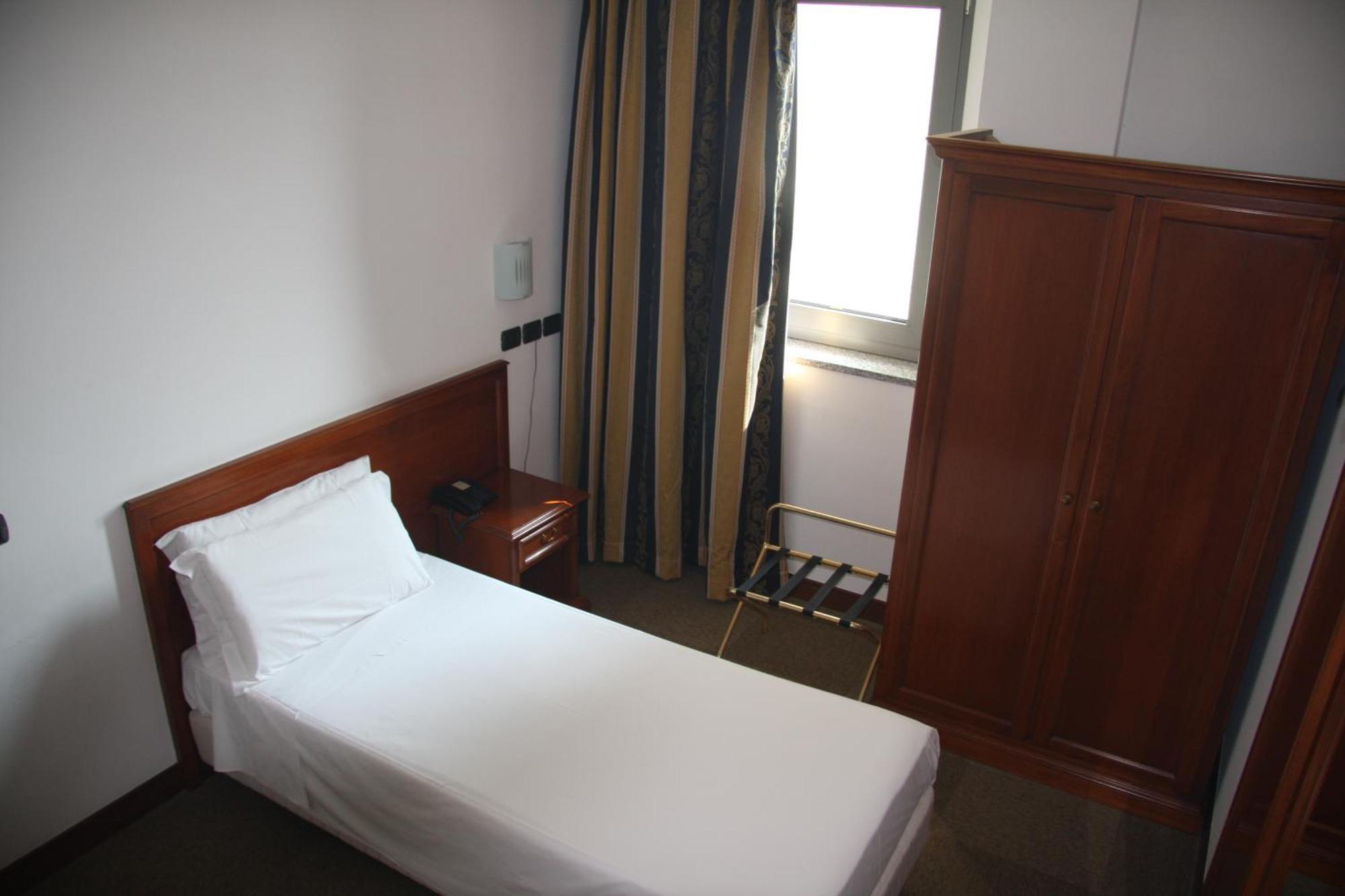 Hotel Medea (Adults Only) 알바 외부 사진